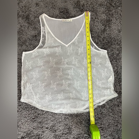 Abercrombie & Fitch sheer lace floral Tank top women’s size M - Picture 16 of 17